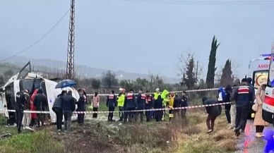 Memur servisi kaza yaptı