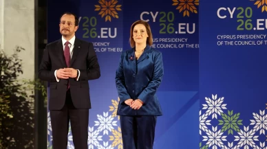 Güney Kıbrıs karıştı! Hristodulidis’in eşi Philippa Karsera, iddiaların ardından istifa etti