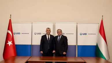 Budapeşte’de diplomasi trafiği! Bakan Bolat Macaristan Başkanı Ferhat Güray ile görüştü