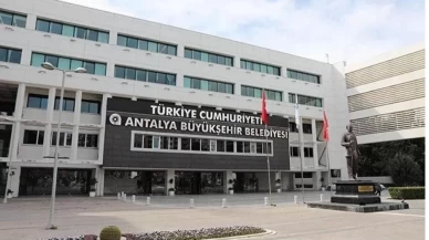 Antalya Büyükşehir Belediyesi'ne usulsüzlük operasyonu: 5 şüpheli tutuklandı