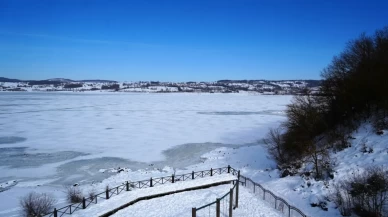 Hasırından çeyiz yapılan Ladik Gölü, kar yağışıyla yeniden doğuyor