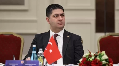 MHP’li Özdemir’den Türk basını için kritik uyarı: “Türk basını yabancı sosyal medya devlerinin kıskacında”