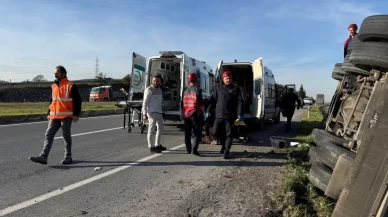 Sakarya’da korkutan kaza! Tanker yan yattı, sürücü yaralandı