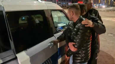 Arabanın içinde bıçaklandı, "Kaçmasaydım beni öldürürdü" dedi