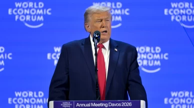 Trump Davos’ta esti gürledi! Avrupa'yı yerden yere vurdu, Macron'a "Dediğimi yapacaksın" dedi
