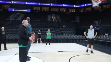 Cumhurbaşkanı Erdoğan ve Shaquille O’Neal sahada buluştu