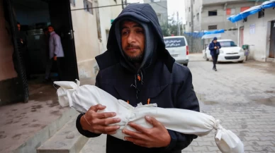 Gazze'de 12 günlük bebek soğuktan hayatını kaybetti!