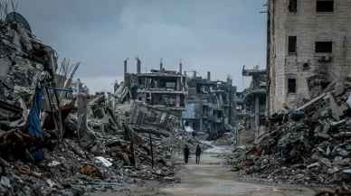 Dünya nefesini tuttu! Uydu görüntüleri ortaya çıkardı: Trump duyurmuştu, İsrail harekete geçti