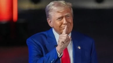 Trump'tan ilginç itiraf: Uçakta füzeleri ve düşmanları izlemeyi severim