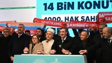 Cumhurbaşkanı Yardımcısı Cevdet Yılmaz’dan Gaziantep’te "Suriye" mesajı: Onların istikrarı bizim geleceğimizdir