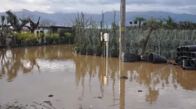 CHP'li belediyenin yönettiği İzmir’de sağanak sınavı