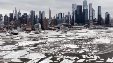 New York'ta dondurucu soğuklar can aldı