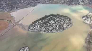 Son yağışlar Konya'nın yüzünü güldürdü: Kuru Ova'da Meke Gölü manzarası!