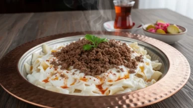 Adım adım meşhur Tatar Böreği tarifi