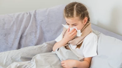 Hapşırırken dikkat! Tek bir damlacıkla bulaşan gizli tehlikeler