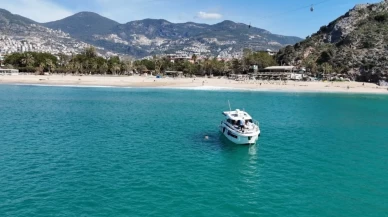 Hem yüzdüler hem balık tuttular