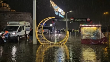 İstanbul’da sağanak yağış etkili oldu