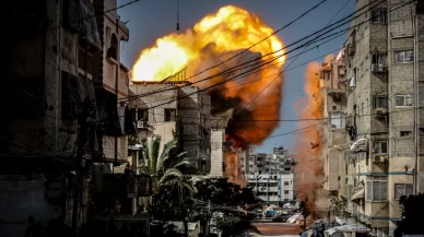 İsrail Gazze'de çadırları bombaladı, 3 yaşındaki bebek can verdi!