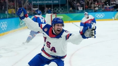 Erkekler buz hokeyinde şampiyon ABD