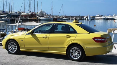 Atina’da ulaşım kilitleniyor: Taksicilerden 3 günlük ‘kontak kapatma’ kararı!