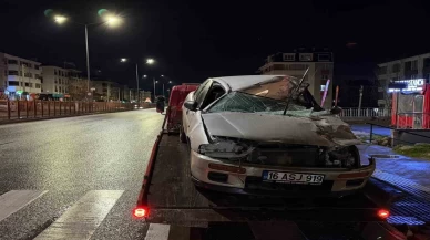 Eskişehir’de feci çarpışma! Kırmızı ışıkta bekleyen tıra çarptı