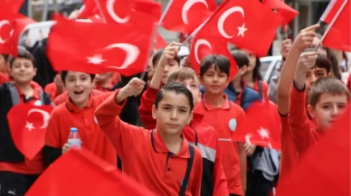 Yarıyıl tatili bitti! Öğrenciler ikinci döneme “Bayrak Sevgisi” temasıyla başlayacak