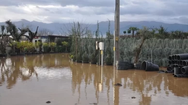 CHP'li belediyenin yönettiği İzmir’de sağanak sınavı