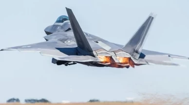 Orta Doğu’da F-22 hareketliliği: ABD savaş uçakları İsrail’e iniş yaptı