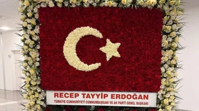 Cumhurbaşkanı Erdoğan'dan MHP Lideri Devlet Bahçeli'ye anlamlı hediye: 57. yıla ithafen 57 gül