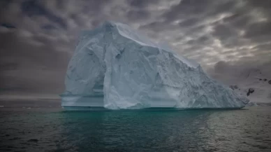 Ani hızlanan buzullar tehlike saçıyor: Günde 60 metre yol alabiliyor