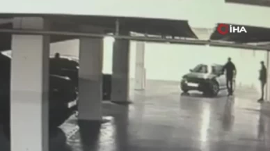 2 otomobilin bagajından 30 milyon dolar çalındı