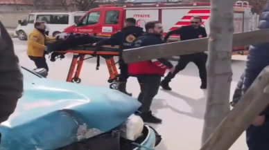 Van'da korkutan kaza! İki otomobil kafa kafaya çarpıştı