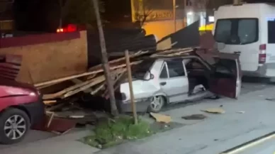 Esenyurt'ta çatı uçtu, Arnavutköy'de inşattan tuğla yağdı