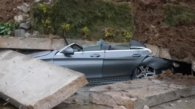 Sakarya Serdivan’da istinat duvarı çöktü