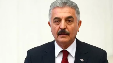 'İsim arayacağına, partisine omurga arasın'