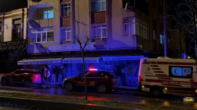 3 çocuğunun gözleri önünde eşini öldürdü