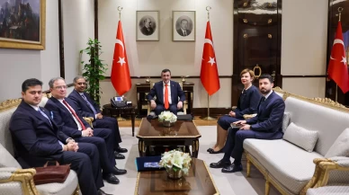 Cevdet Yılmaz'dan D-8'in gücünü artırmak için dönüşüm sürecine destek mesajı!