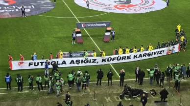 Kocaelispor ve Fenerbahçe'den anlamlı pankart