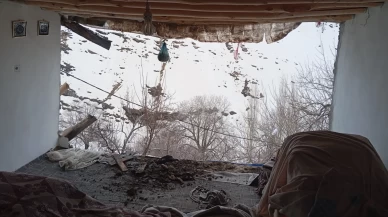 eyelan tek katlı evi yuttu!