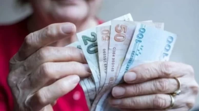 Emeklilerin maaş ve ikramiye ödemeleri bugün başladı