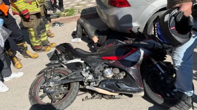 Akhisar’da korkunç kaza: U dönüşü yapan otomobil motosikletliyi altına aldı!