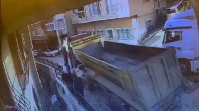 El frenini unuttuğu kamyonu durdurmaya çalışırken can verdi