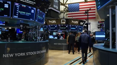New York borsası düşüşle açıldı! Dow Jones 700 puan birden çakıldı