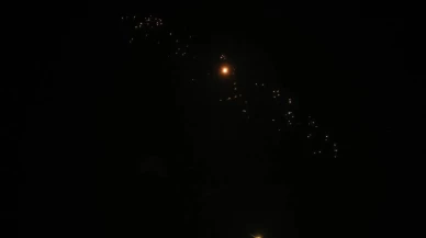 Hizbullah ve İran füze yağdırdı! İsrail’in kuzeyi ateş altında, art arda sirenler çaldı