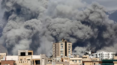 ABD ve İsrail, iki günde İran'da 2 bin hedefi vurdu!