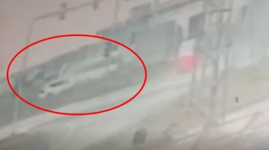 Öğrenci servis minibüsü ile otomobil çarpıştı: Çok sayıda yaralı var