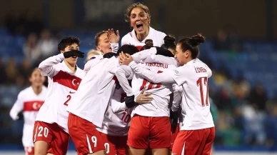 Ay-yıldızlılar, Kuzey İrlanda’yı da devirdi