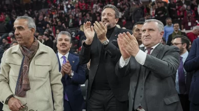 Osman Aşkın Bak: “Milli takımımız bir destan yazdı”