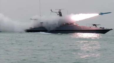 Trump 'Donanmaları yok' dedi, İran'dan cevap geldi: Hazır bekliyoruz