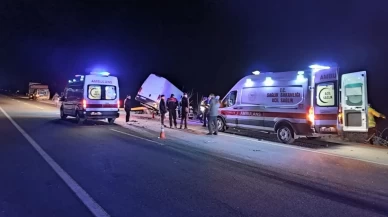 Keşan'da Tır ile kamyonet çarpıştı